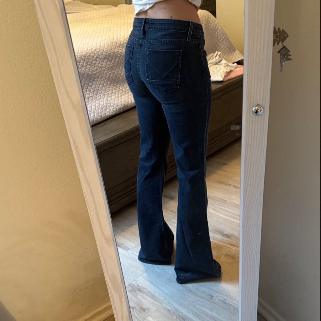 Women's Hudson Mia Five Pocket Flare Dark Blue Jeans Size 28